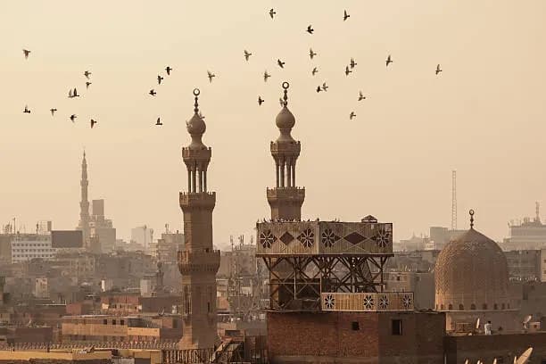 المزج المعرفي بين المعتزلة والأشعرية على البنية العقدية المتحدة: قراءة في الفكر الكلامي عند محمد عبده